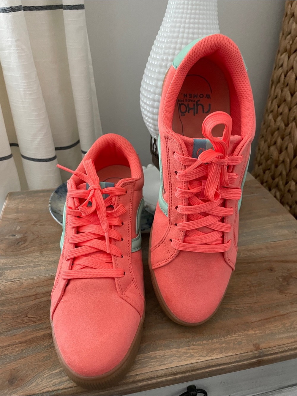Ryka Women Coral Pink Casual Sneakers with Mint Accent NWT in box